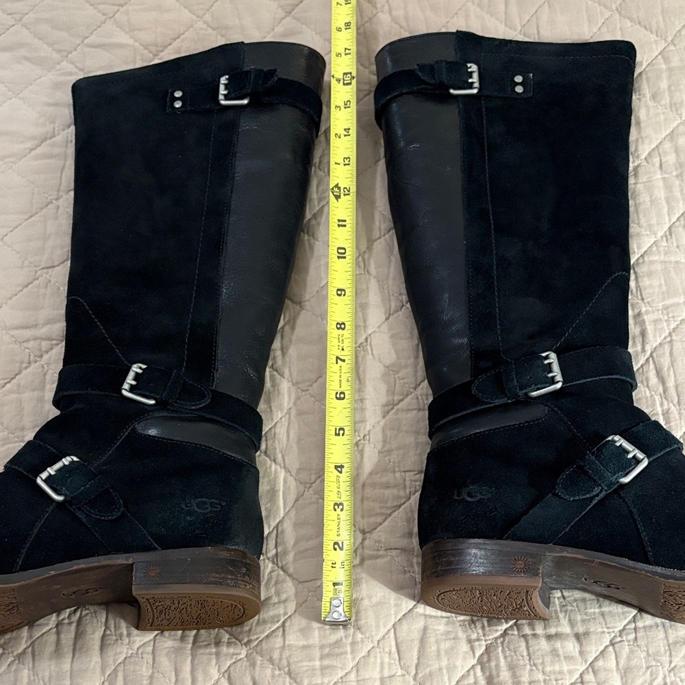 UGG Black Cydnee Suede & Leather Boots w/Sheepskin Lining. Sz 9. Great condition - Picture 2 of 11